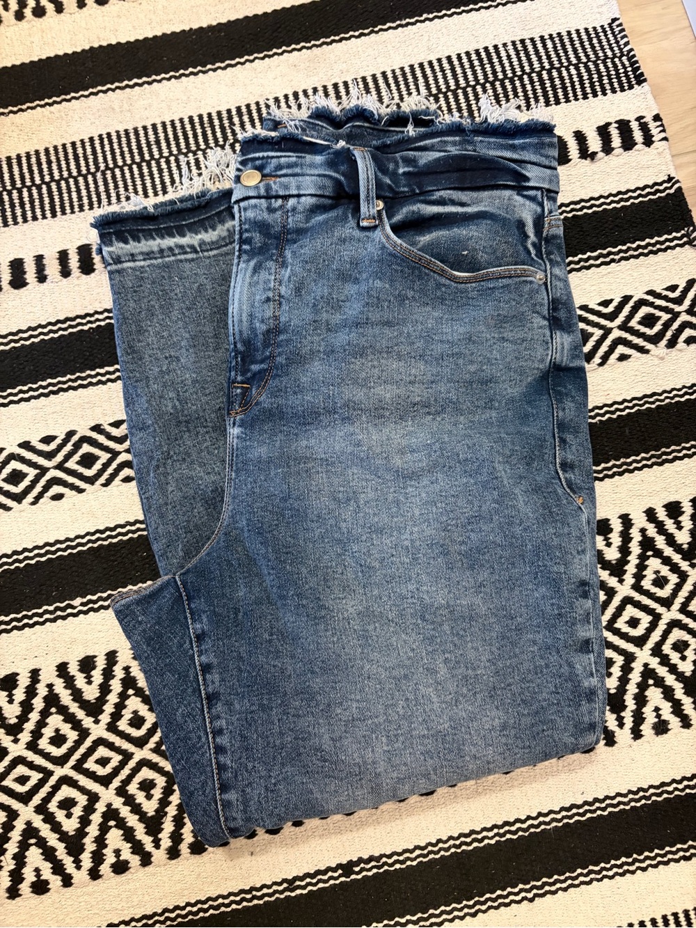 Good American Raw-Hem Skinny Jeans in Blue Denim